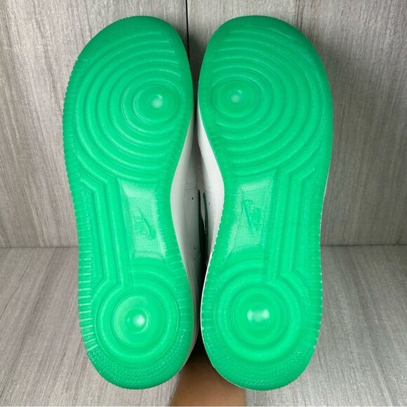 NEW Nike Air Force 1 07’ PRM Platinum Tint Green Sneakers hf4864-094 Men Size 13 - Picture 8 of 10